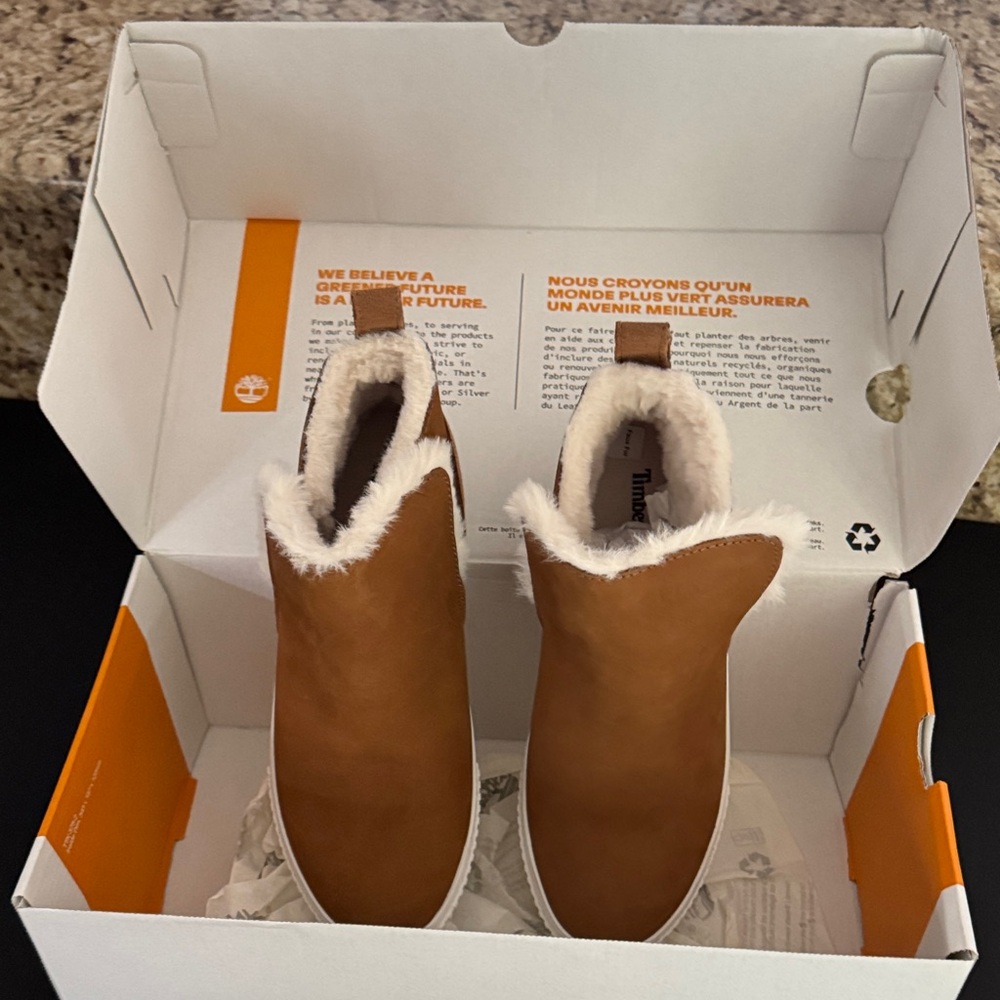 BNWT Timberland Tan Suede Fur-Lined Boots - Picture 7 of 8